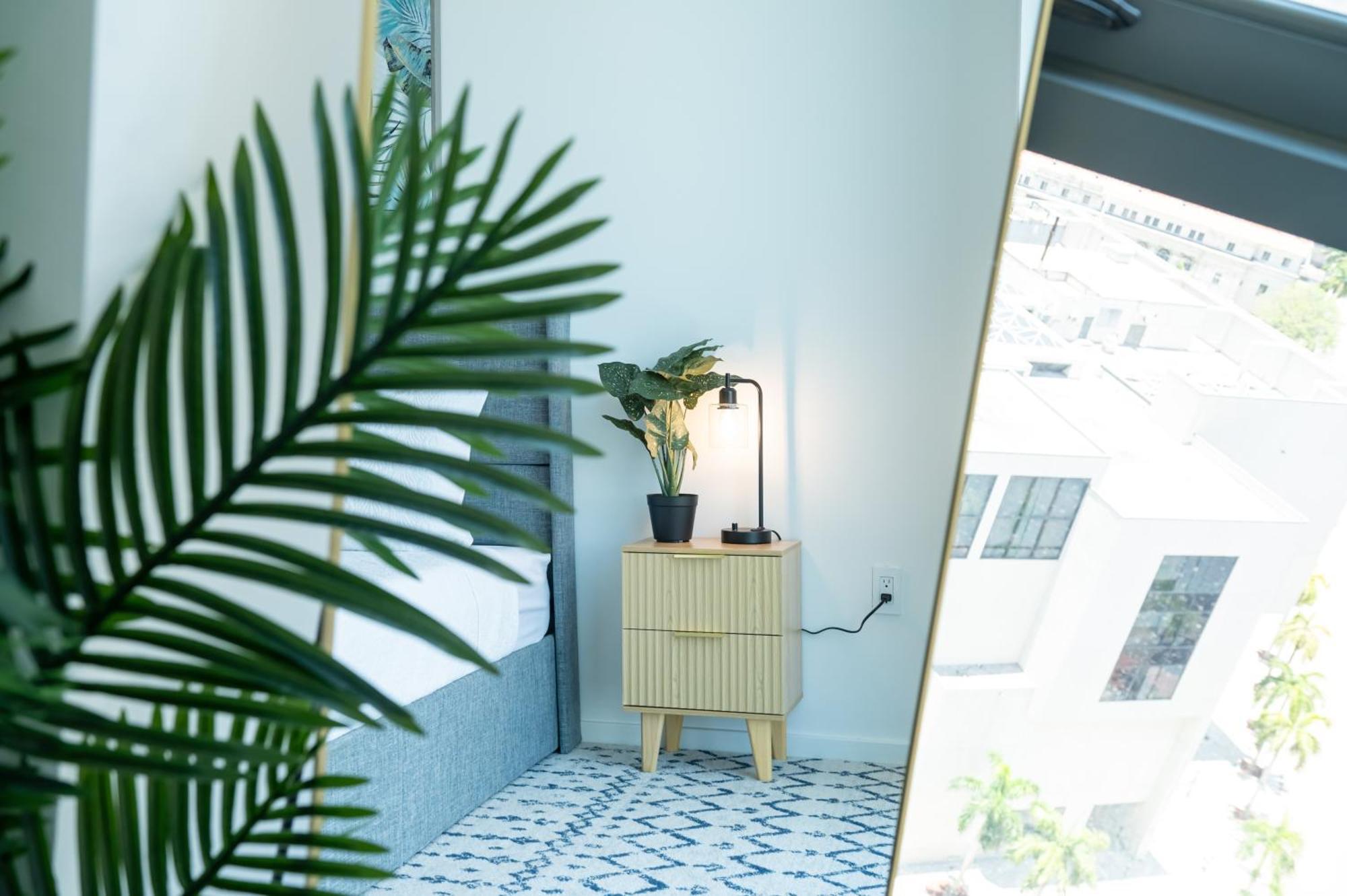 Luxurious King Bed Suite In Downtown Miami Ngoại thất bức ảnh