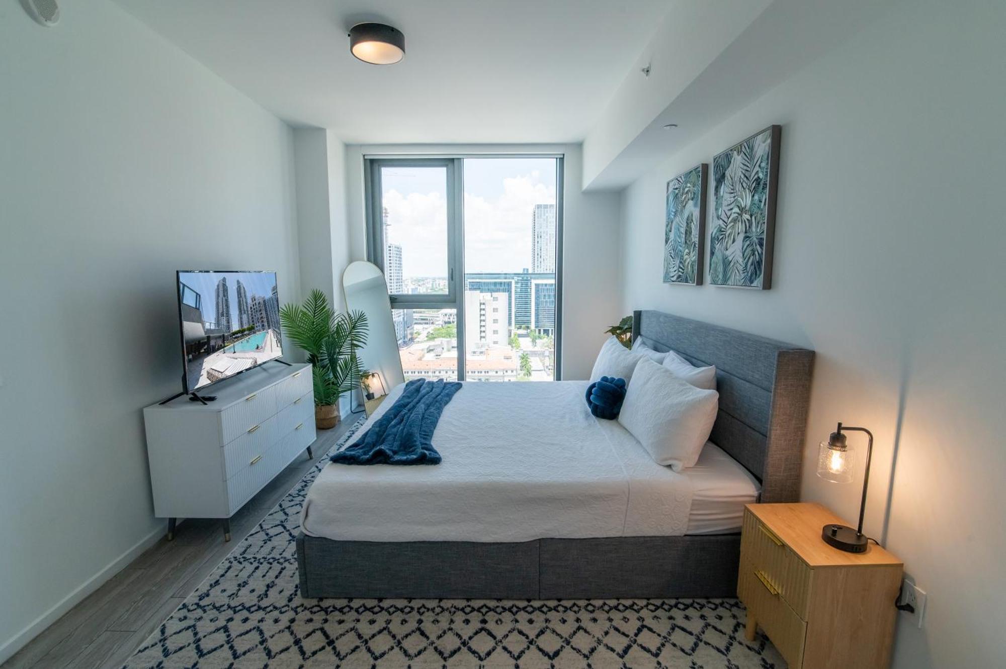 Luxurious King Bed Suite In Downtown Miami Ngoại thất bức ảnh