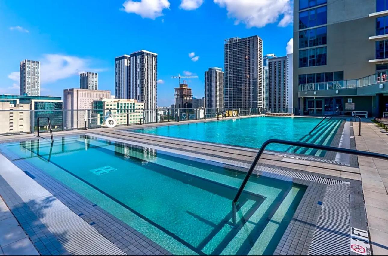 Luxurious King Bed Suite In Downtown Miami Ngoại thất bức ảnh